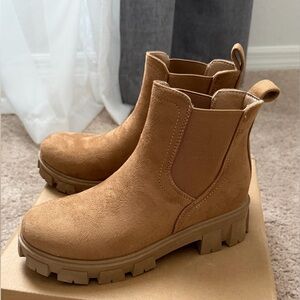 Sugar Women's Brown Chunky Ankle Booties